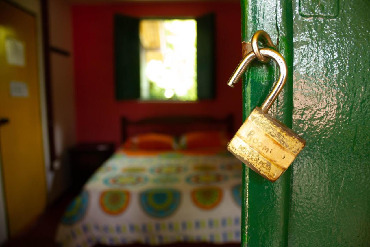 سالنتو The Plantation House Travellers Hostel المظهر الخارجي الصورة