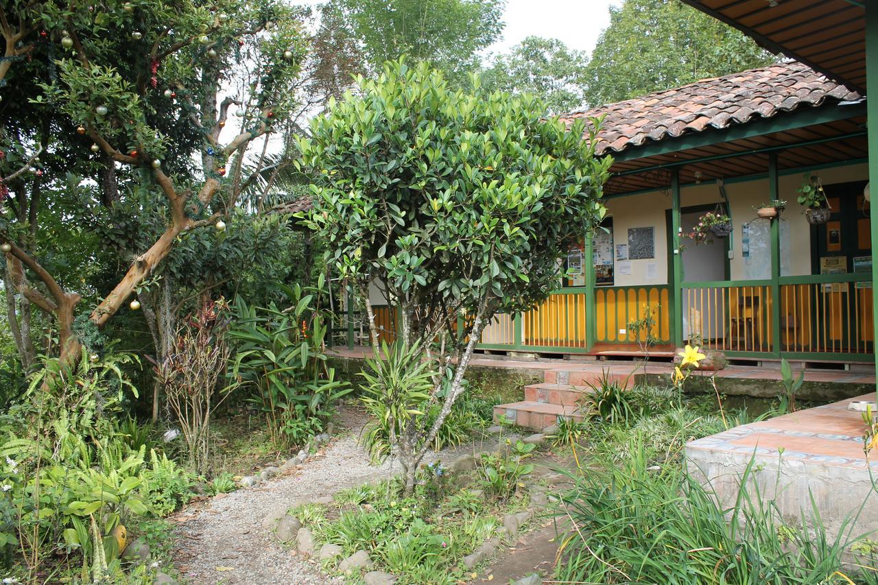 سالنتو The Plantation House Travellers Hostel المظهر الخارجي الصورة